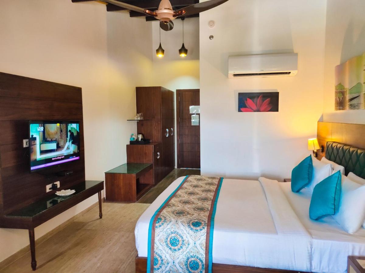 แบมบู สา รีสอร์ต แอนด์ สปา Hotel อุเดเปอร์ ภายนอก รูปภาพ