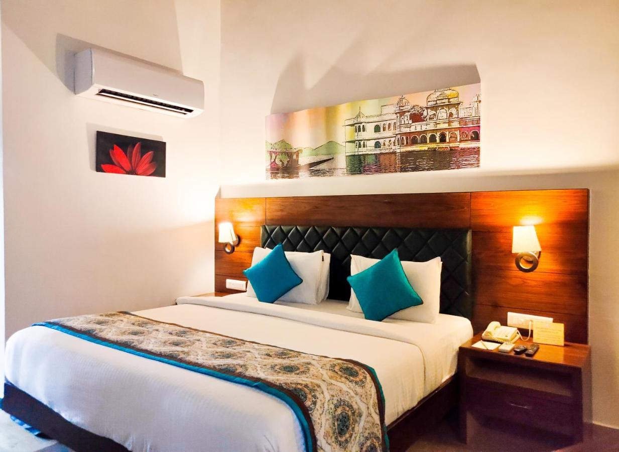 แบมบู สา รีสอร์ต แอนด์ สปา Hotel อุเดเปอร์ ภายนอก รูปภาพ