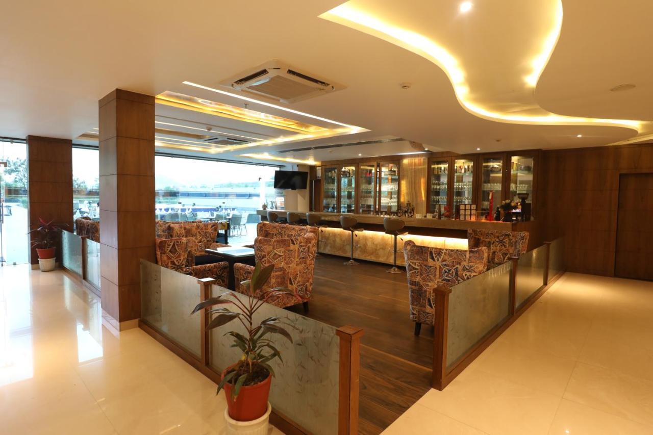แบมบู สา รีสอร์ต แอนด์ สปา Hotel อุเดเปอร์ ภายนอก รูปภาพ