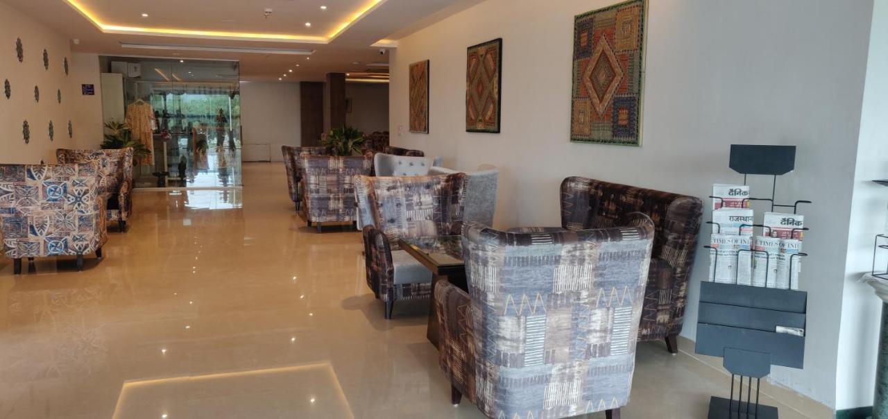 แบมบู สา รีสอร์ต แอนด์ สปา Hotel อุเดเปอร์ ภายนอก รูปภาพ